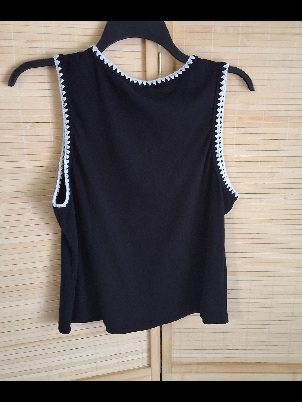Serra Black Tank with White Zigzag Trim - Picture 3 of 5